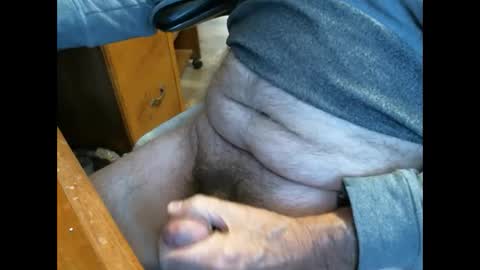 Snapshot of cczt154 chatting on 02/13/25, 07:21 CCzt154 online show from 02/13/25, 07:21