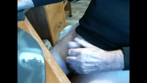 Snapshot of cczt154 chatting on 03/01/25, 10:21 CCzt154 online show from 03/01/25, 10:21