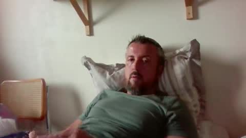 Snapshot of cebcool chatting on 09/17/25, 08:49 Sb online show from 09/17/25, 08:49