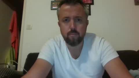 Snapshot of cebcool chatting on 10/31/25, 12:33 Sb online show from 10/31/25, 12:33