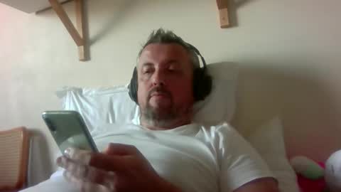 Snapshot of cebcool chatting on 03/08/26, 02:21 Sb online show from 03/08/26, 02:21