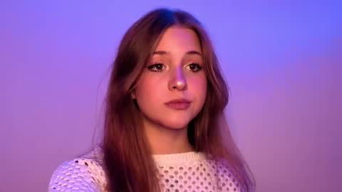 Lina  online show from 09/29/25, 07:30