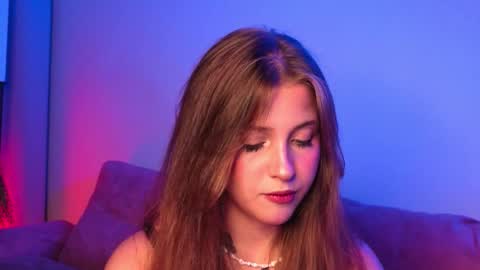 Lina  online show from 10/10/25, 07:13