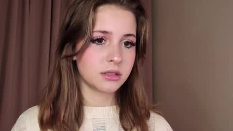 Lina  online show from 03/05/26, 07:10