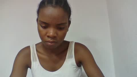 Snapshot of cedia837872 chatting on 06/14/26, 03:36 cedia837872 online show from 06/14/26, 03:36