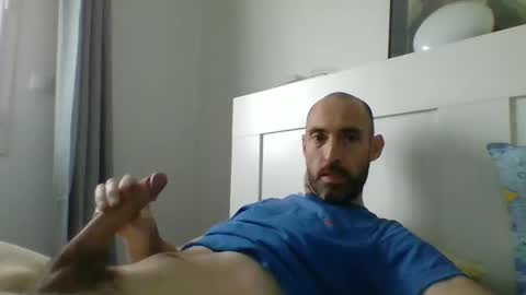 cedric223 online show from 12/18/24, 01:45