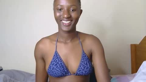cee_queen online show from 05/16/26, 11:09
