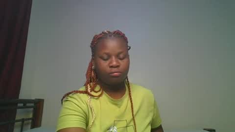 Snapshot of ceepretty25 chatting on 06/25/26, 12:43 ceepretty25 online show from 06/25/26, 12:43