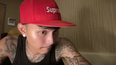 Snapshot of ceesteve_hot chatting on 04/13/26, 02:33 ceesteve_hot online show from 04/13/26, 02:33