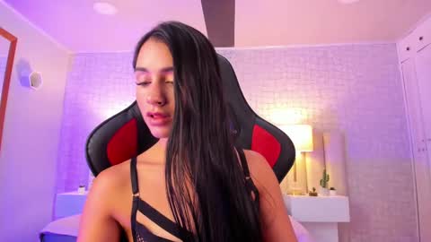 Snapshot of celeste_017 chatting on 03/04/25, 03:37 Celeste online show from 03/04/25, 03:37
