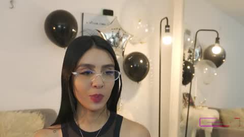 Snapshot of celeste_1220 chatting on 07/26/26, 10:16 Alice online show from 07/26/26, 10:16