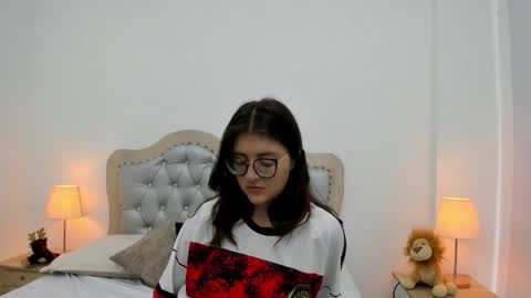 Celeste Calderon online show from 01/05/26, 05:27