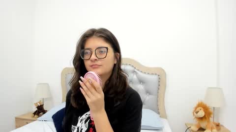 Celeste Calderon online show from 01/12/26, 11:37