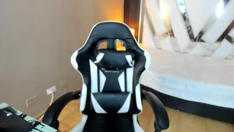 SARA  online show from 02/24/26, 06:39