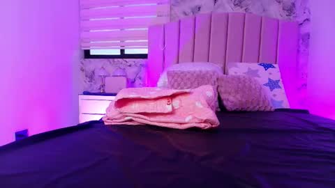 Celeste online show from 11/07/25, 12:05