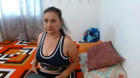 Celeste Ortega  online show from 11/19/25, 07:25