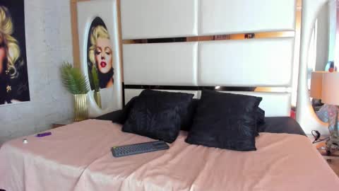 Snapshot of celeste_starsss chatting on 02/27/26, 09:37 celeste_starsss online show from 02/27/26, 09:37