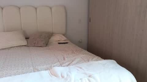 Celeste Tailor online show from 03/25/26, 08:15