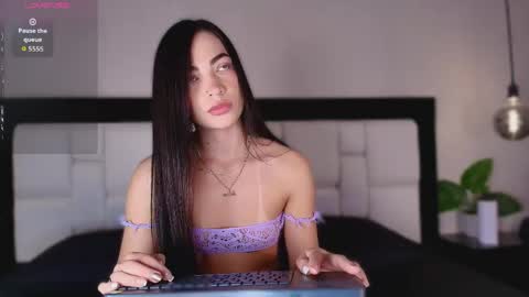 Snapshot of celeste_valencia1 chatting on 06/05/26, 04:52 Celeste online show from 06/05/26, 04:52