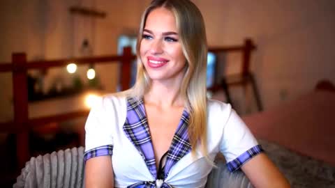 Sunflower  online show from 02/19/26, 04:36