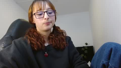 celesteayase online show from 01/29/25, 10:22