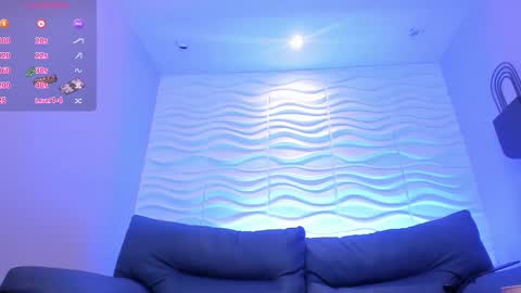 Snapshot of celestelewis_ chatting on 02/09/25, 09:58 Celeste  online show from 02/09/25, 09:58