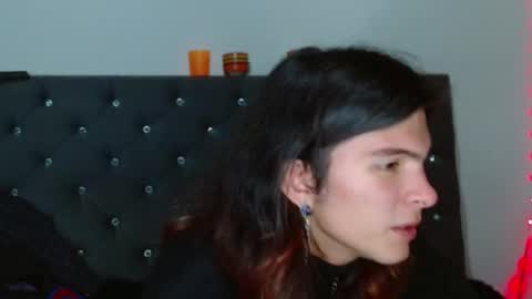 I am Valentinn online show from 12/31/24, 03:01