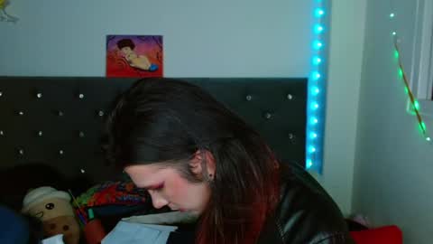 I am Valentinn online show from 01/18/25, 04:59