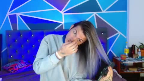 I am Valentinn online show from 10/04/25, 01:14