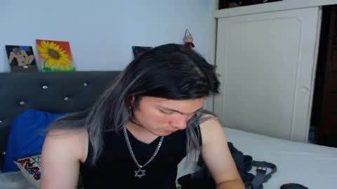 Snapshot of celesteswett chatting on 04/11/26, 11:53 I am Valentinn online show from 04/11/26, 11:53