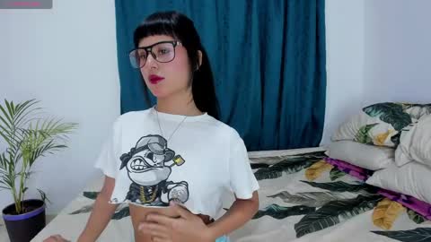 celesteyorucso1 online show from 06/05/26, 06:31