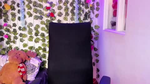 Celestineeeeee online show from 12/02/24, 05:04