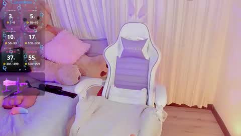        700   110 p  online show from 02/01/26, 12:53