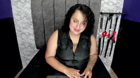       online show from 02/01/25, 03:41