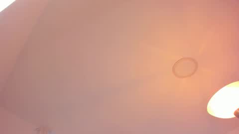 Ari online show from 09/18/25, 08:22