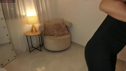 Ari online show from 04/20/26, 06:05