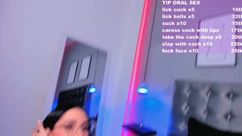 CelinaYHanck online show from 01/19/25, 05:49