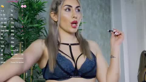 CelineMeyer online show from 02/22/25, 06:39