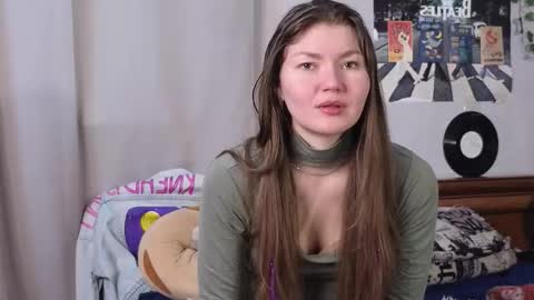 Snapshot of celineswiatkowski chatting on 02/17/26, 08:33 Nina online show from 02/17/26, 08:33