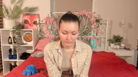 Snapshot of celineswiatkowski chatting on 02/25/26, 08:29 Nina online show from 02/25/26, 08:29