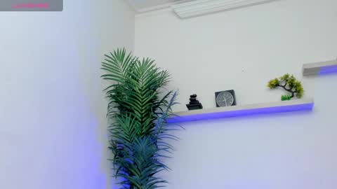 Snapshot of cellesteevans chatting on 03/06/25, 08:59 Celeste online show from 03/06/25, 08:59