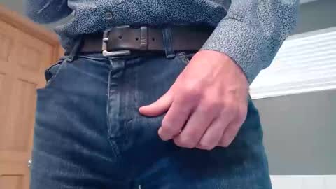 Snapshot of centerfield24 chatting on 03/03/25, 07:28 Centerfield online show from 03/03/25, 07:28