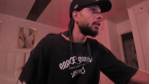 Snapshot of cero_khalifa chatting on 05/06/26, 11:15 cero khalifa online show from 05/06/26, 11:15