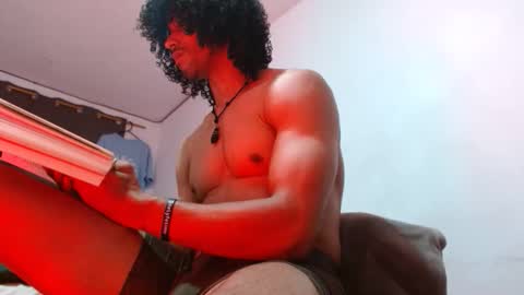 Snapshot of cesar_master_ chatting on 02/11/26, 05:01 cesar_master_ online show from 02/11/26, 05:01