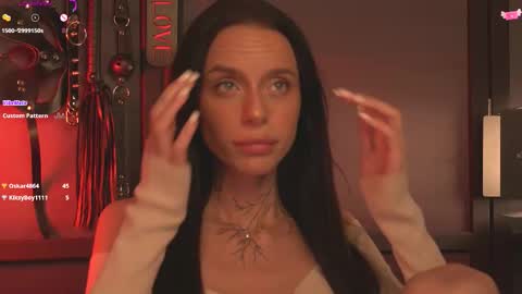 Snapshot of ceserisu chatting on 09/18/25, 10:01 Casey online show from 09/18/25, 10:01