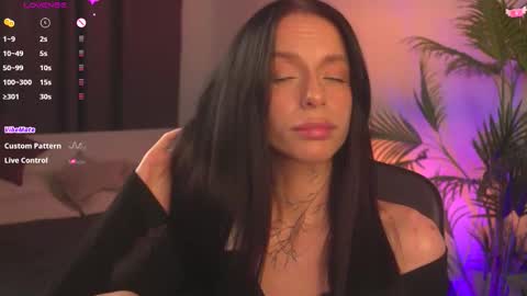 Casey online show from 11/18/25, 09:41