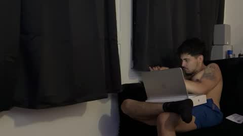 cezarthebreeder online show from 03/21/26, 03:33