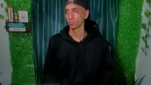 Snapshot of cfiscm chatting on 01/18/26, 04:05 NAMOR online show from 01/18/26, 04:05