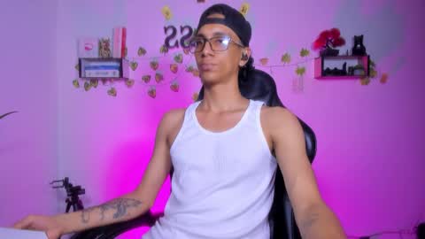 Snapshot of cfiscm chatting on 02/26/26, 02:43 NAMOR online show from 02/26/26, 02:43