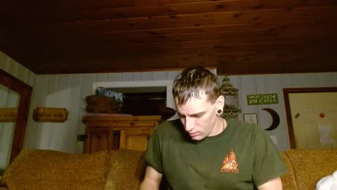 cguffey2284 online show from 12/29/24, 03:54